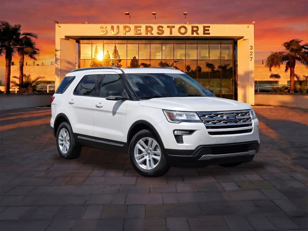 2018 Ford Explorer XLT - Photo 1
