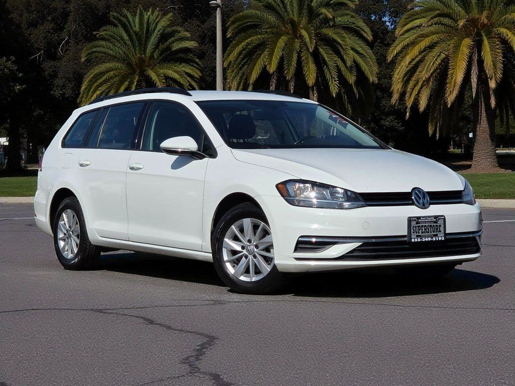 2019 Volkswagen Golf SportWagen S - Photo 2