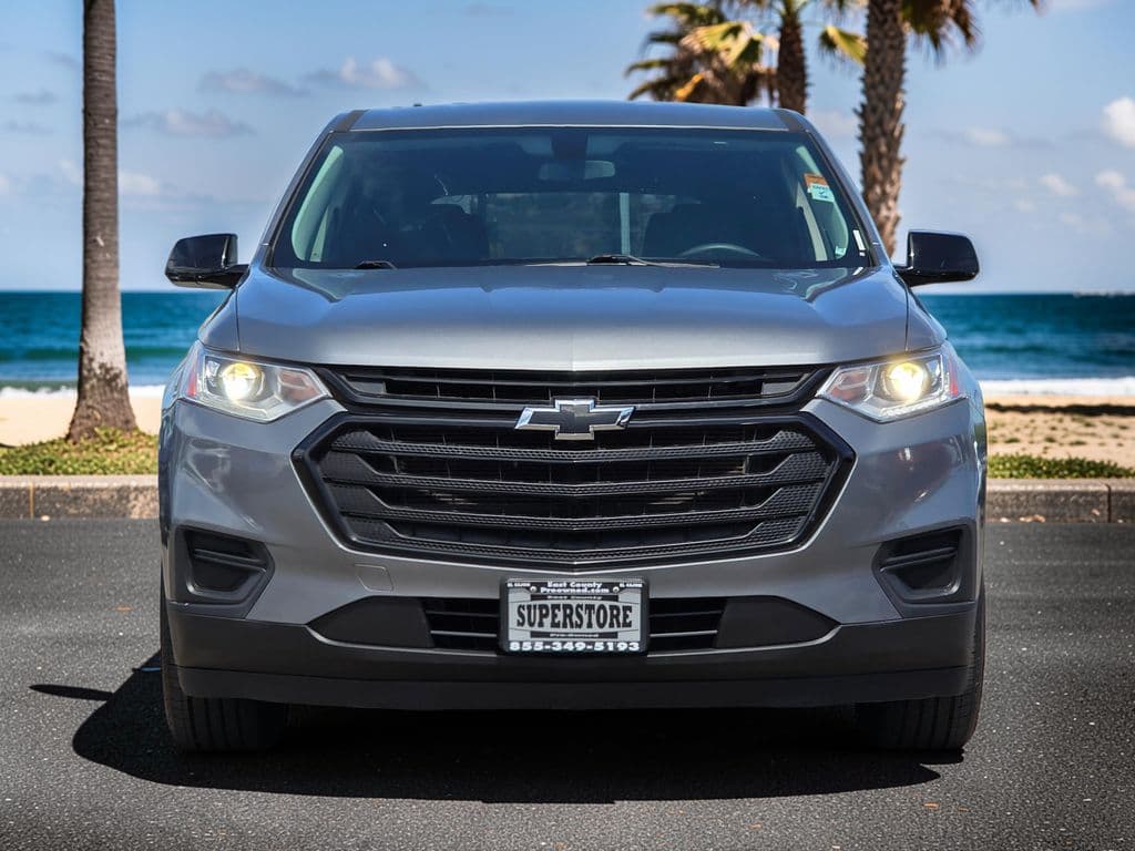 2020 Chevrolet Traverse LS - Photo 2