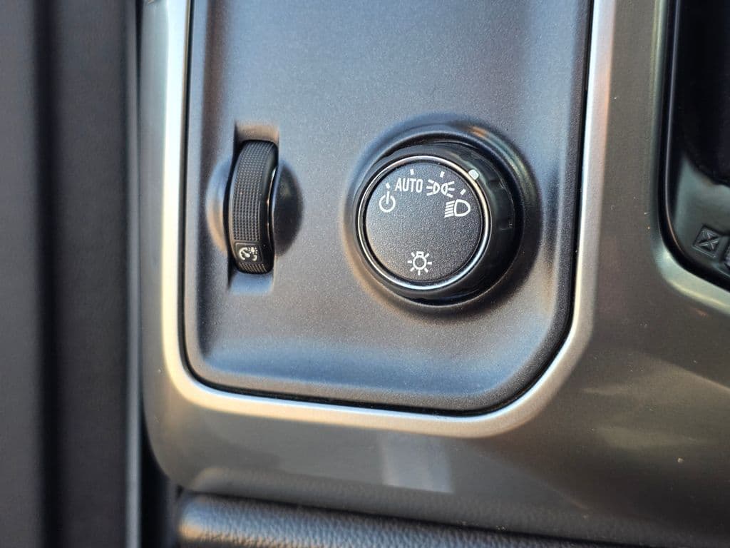 2019 Chevrolet Silverado 1500 LD LT - Photo 28