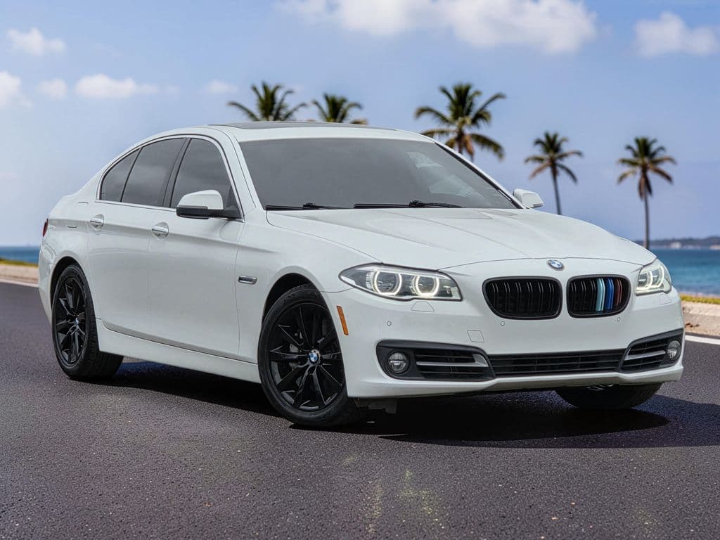 2015 BMW 5 Series 550i - Photo 2