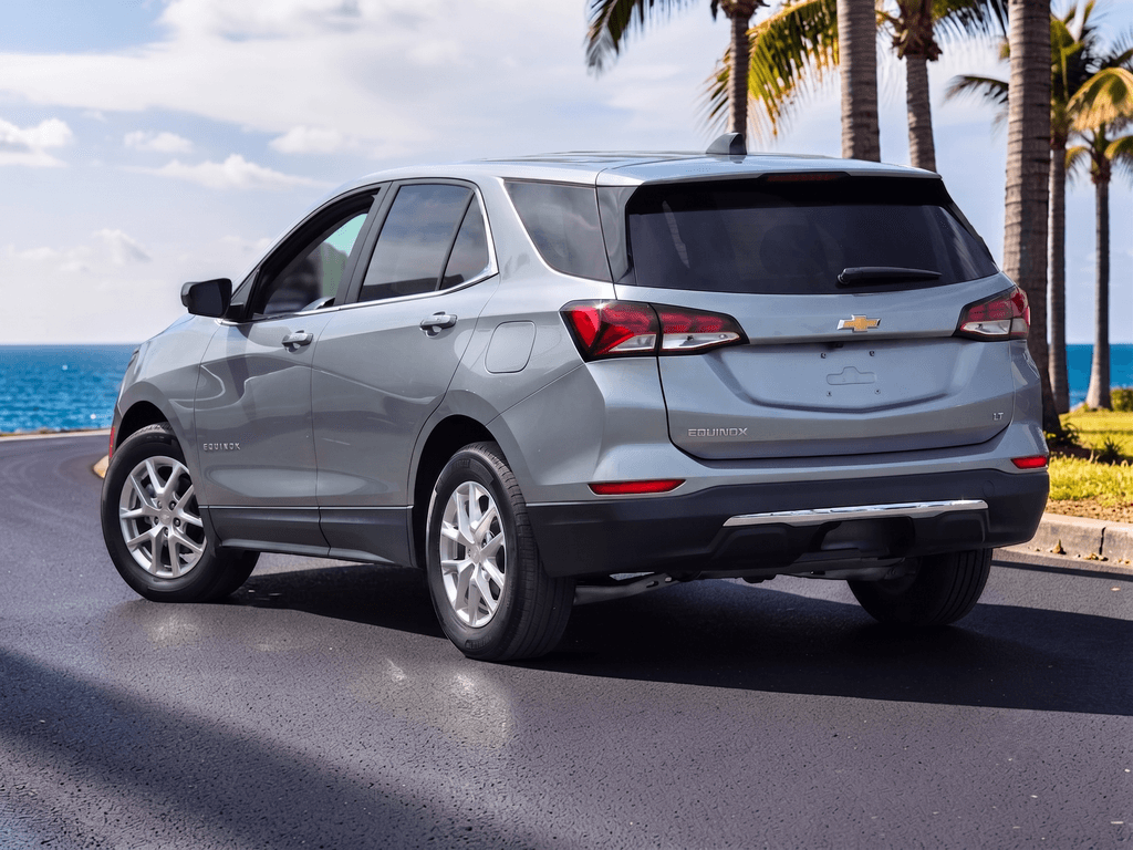 2023 Chevrolet Equinox LT — photo 2