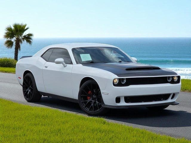 2017 Dodge Challenger R/T - Photo 2