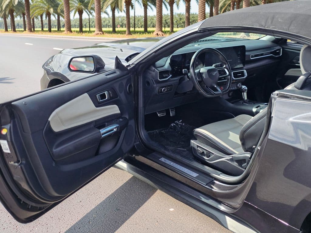 2024 Ford Mustang EcoBoost Premium — photo 41