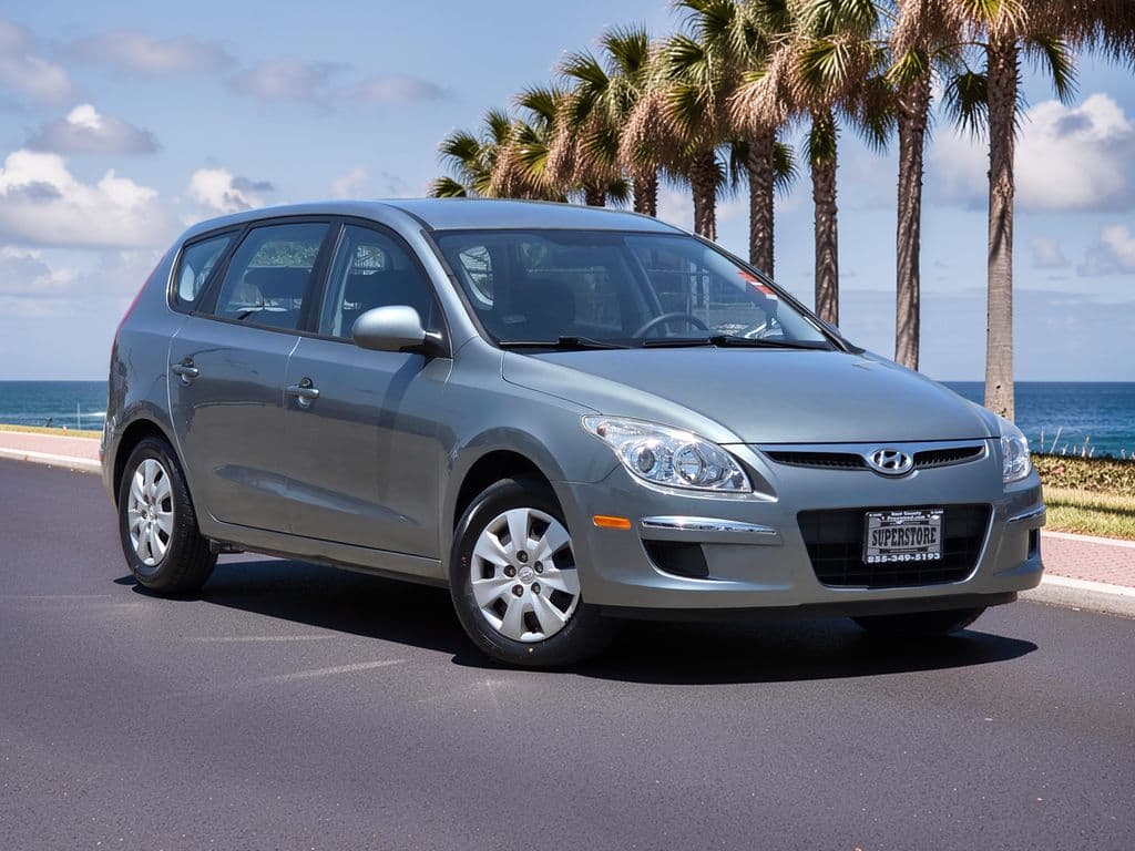 2010 Hyundai Elantra Touring GLS - Photo 2