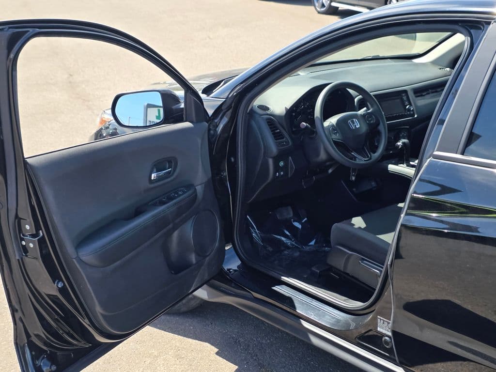 2022 Honda HR-V LX — photo 41