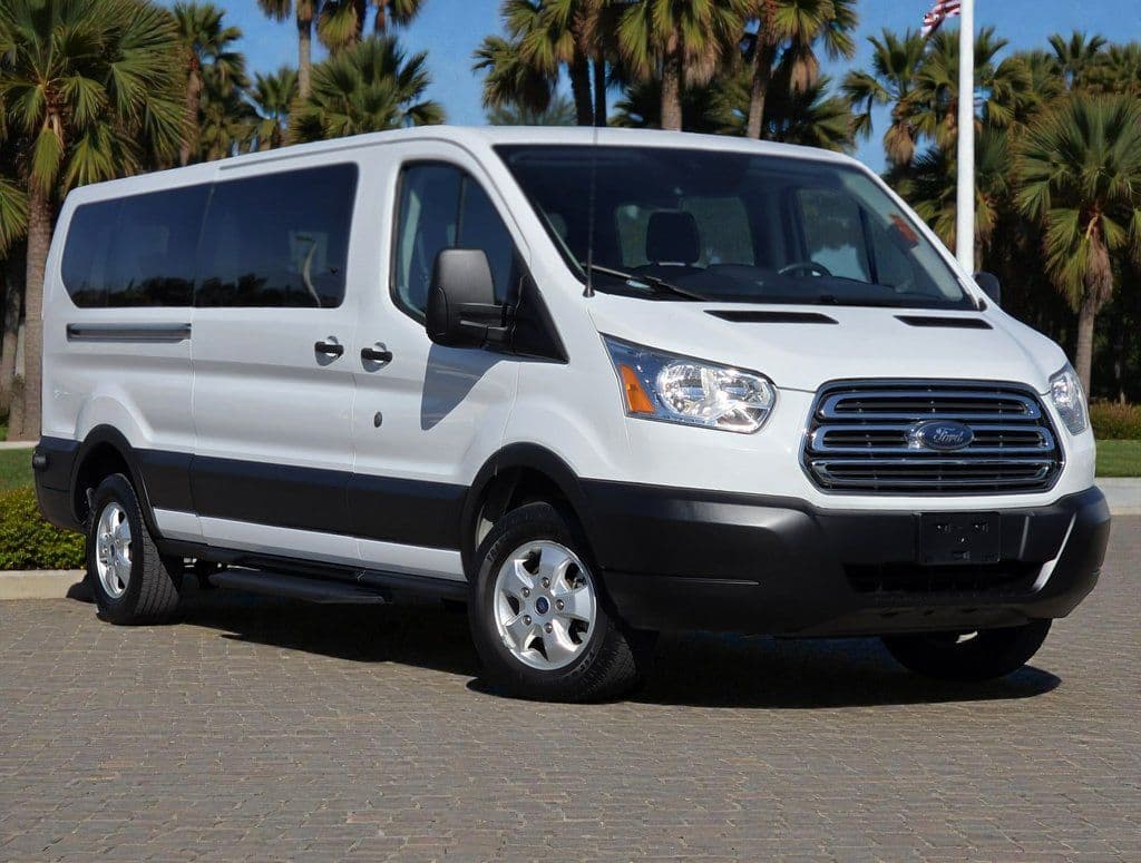 2018 Ford Transit-350 XLT - Photo 2