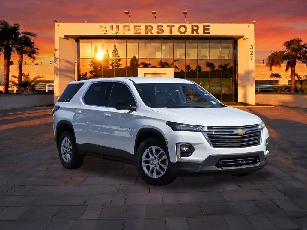2022 Chevrolet Traverse LS - Photo 1