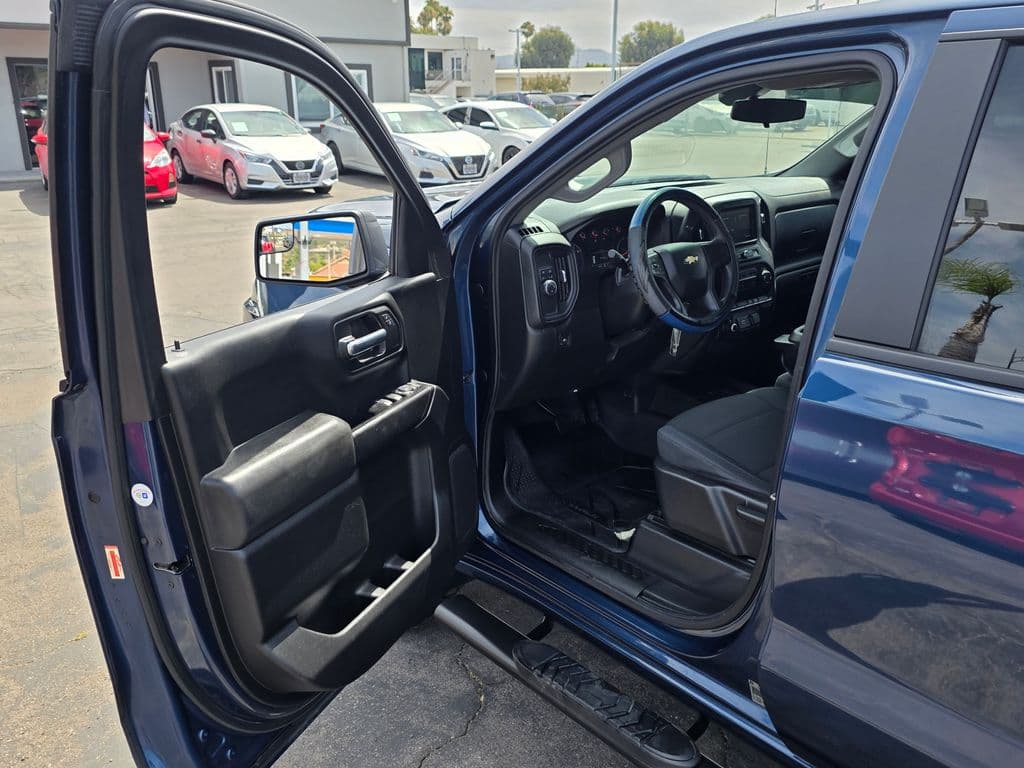 2019 Chevrolet Silverado 1500 Custom — photo 42