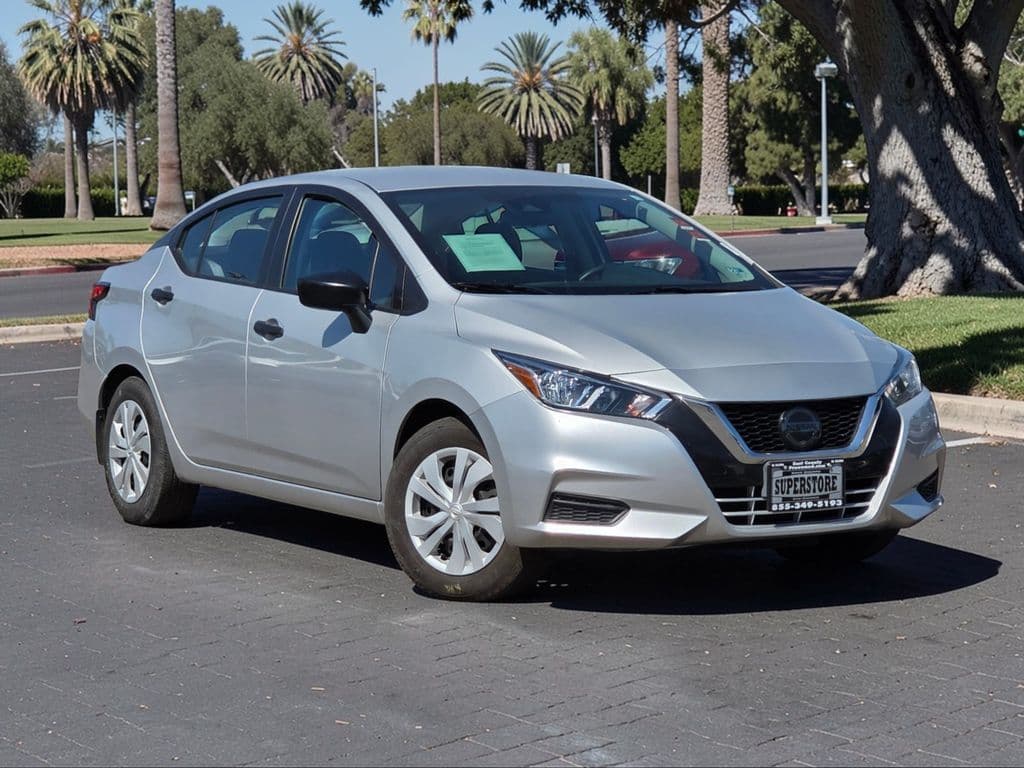2021 Nissan Versa 1.6 S - Photo 2