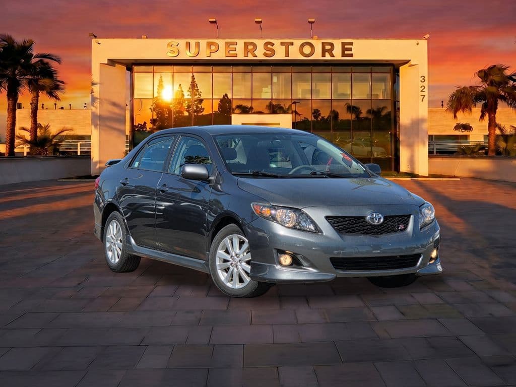 2010 Toyota Corolla - Photo 1