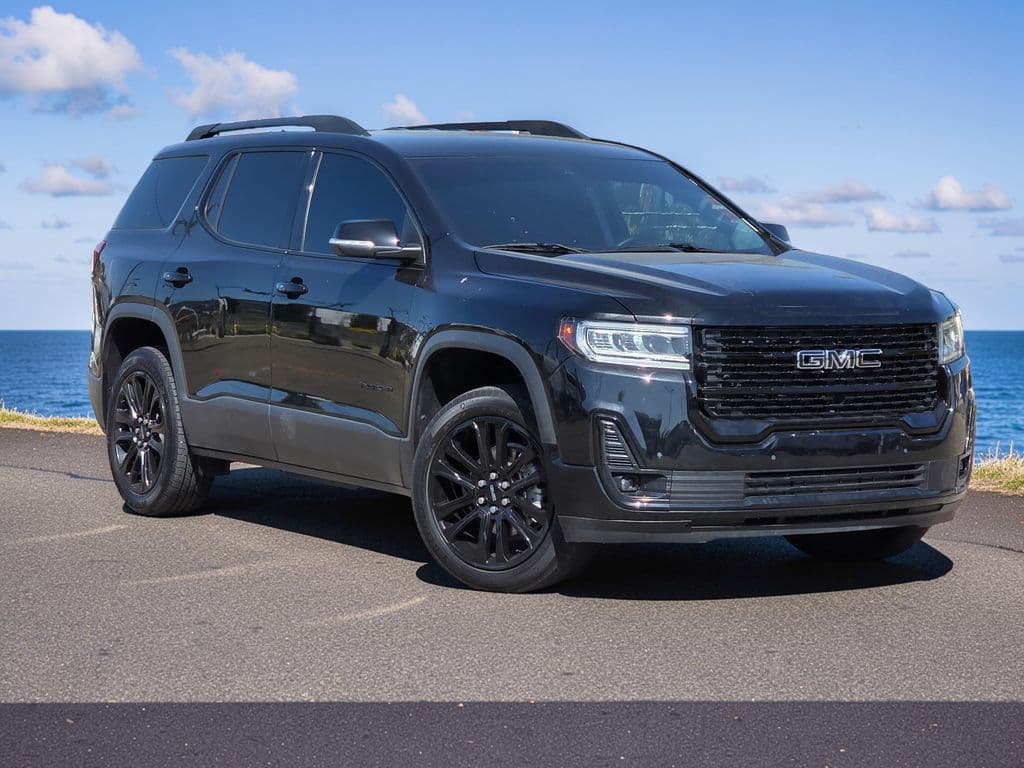 2022 GMC Acadia SLE - Photo 2
