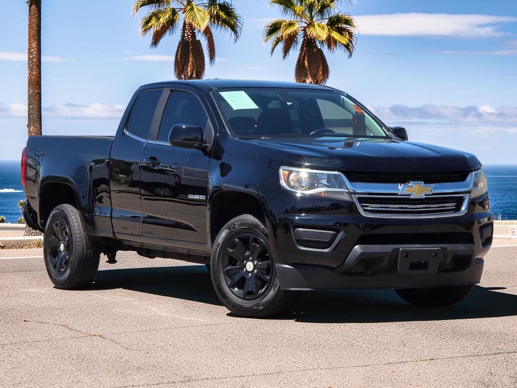 2016 Chevrolet Colorado LT - Photo 2