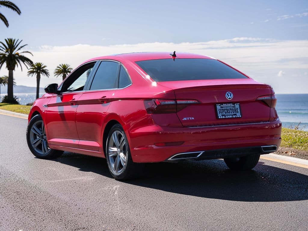 2021 Volkswagen Jetta R-Line - Photo 2