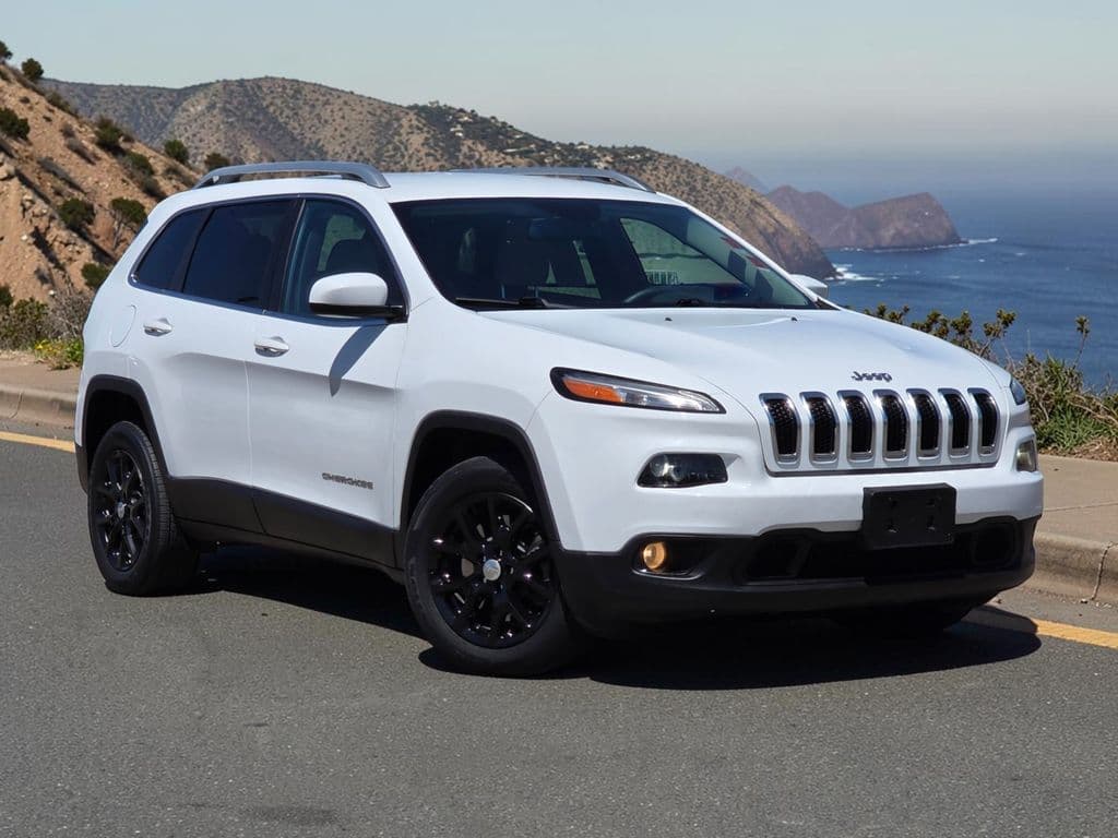 2017 Jeep Cherokee Latitude - Photo 2