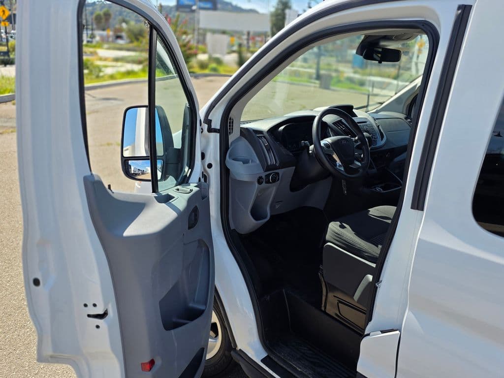 2018 Ford Transit-350 XLT - Photo 43